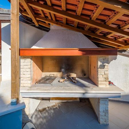 Villa Martimar With Pool And Hot Tub In Istria Rosini Exterior foto