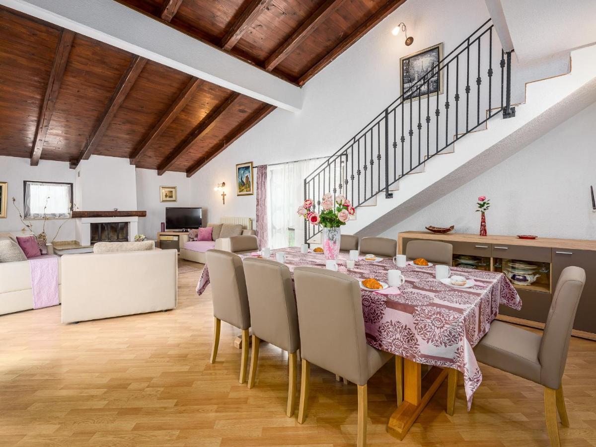 Villa Martimar With Pool And Hot Tub In Istria Rosini Exterior foto